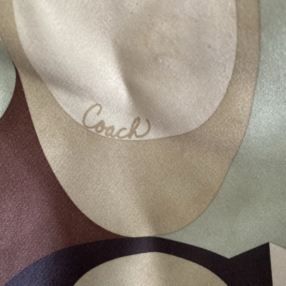 蔻驰橄榄绿色围巾印花多色签名单肩包托特包钱包罕见 — 第 2/4 张图片