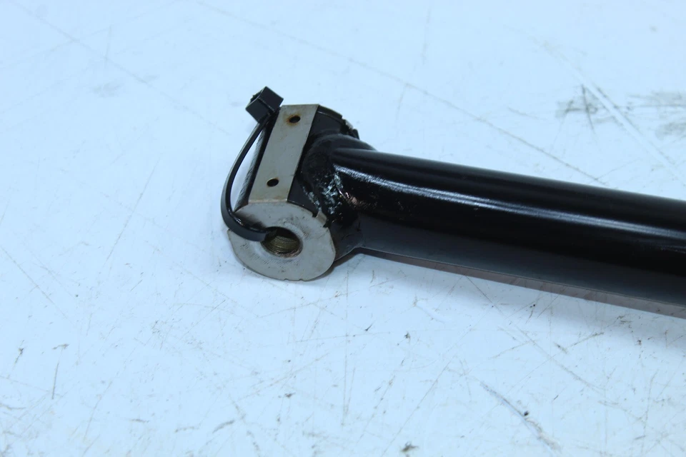 2015 SKI-DOO MXZ X 800R OEM FRONT LOWER RIGHT ARM BLACK EPOXY 505073426 - Изображение 4 из 4