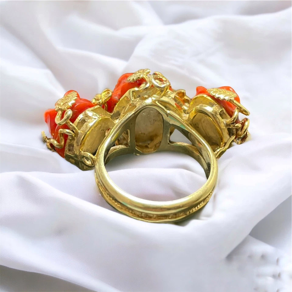 Anello con rose in corallo rosso naturale - Immagine 2 di 4