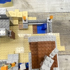 LEGO 21121 Minecraft The Desert Outpost 100% Complete with Instructions, No Box