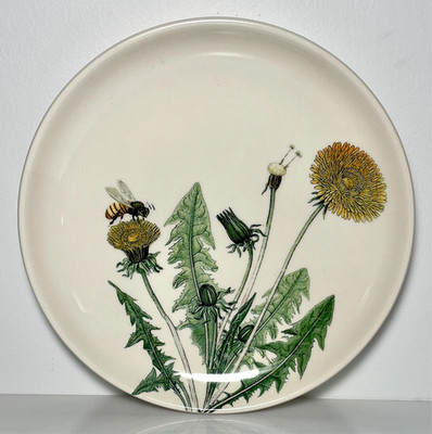 Pier 1 Bee and Wildflower Dandelion Salad Dessert Plate 8 1/2''