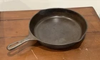 Vintage Cast iron  skillet, Unmarked Wagner  11 3/4 inches, Nice Condition!