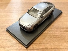 1/43 Toyota Crown Sedan Gray Collectables 17+