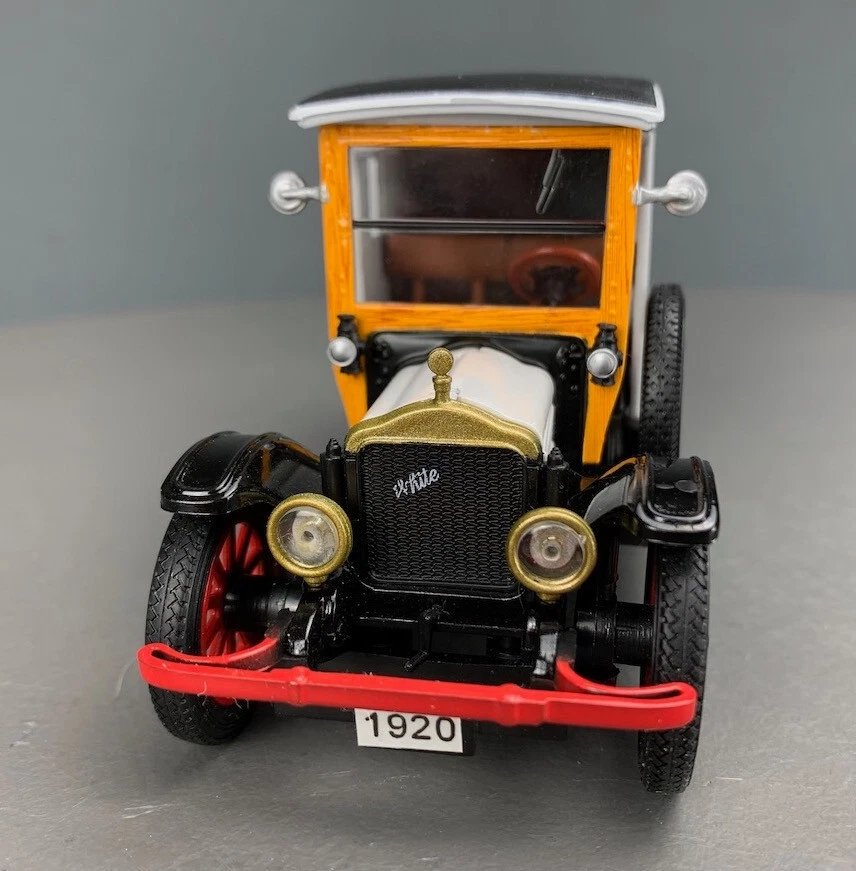 1/32 Signature Models Diecast 1920 White Van Express Delivery D0120 Foto 2 de 4