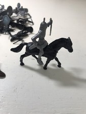 Lot of 52 Horses Model Knight Figures Playset Medieval Plastic Knights Warriors