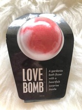 Da Bomb Bath Bomb Love Bomb 3.5 oz New in Package Fun Size 3.5 oz