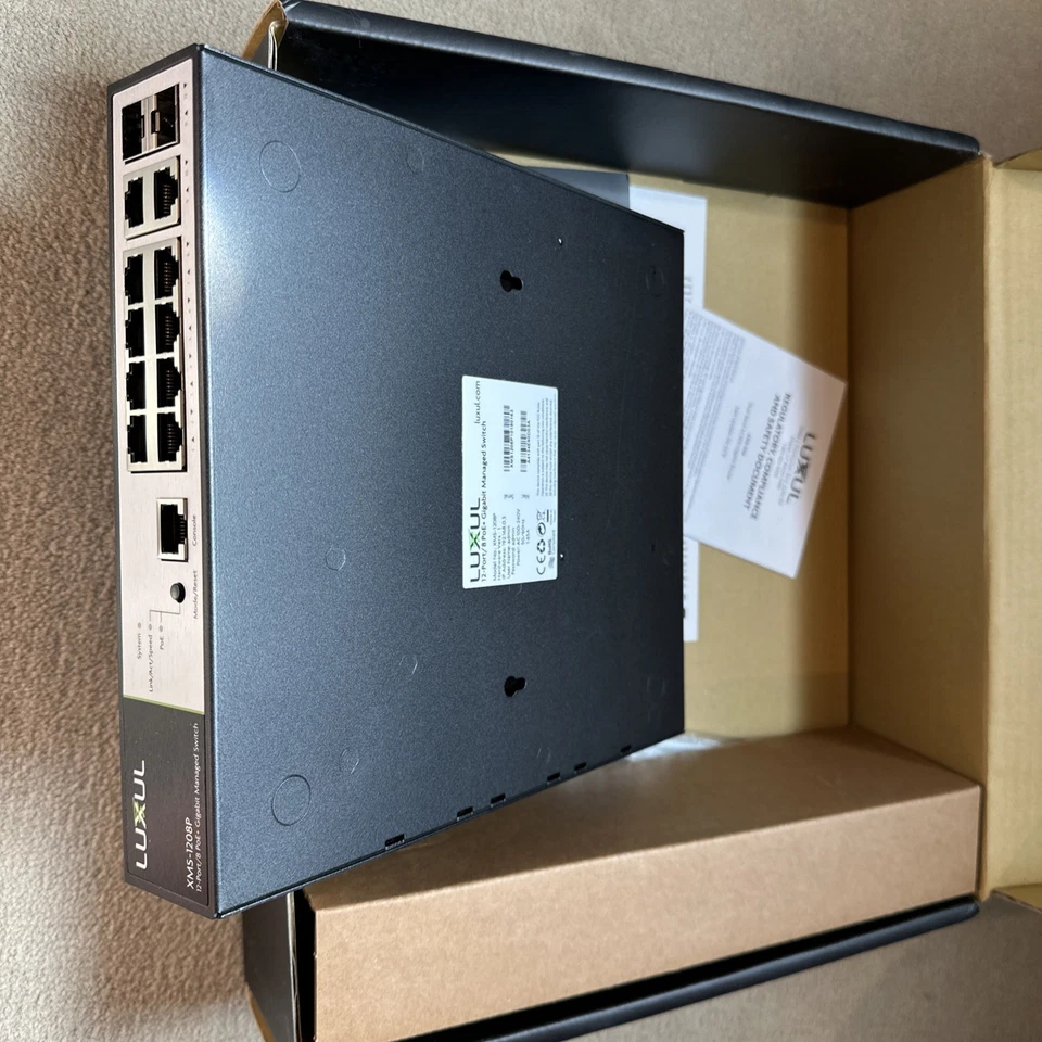 Open Box (new?) XMS-1208P Rack Mount Luxul 12 port/8 PoE+ Managed Switch - Image 4 of 4