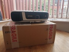 Epson EB-FH52 4000 Lumen Full HD 1080p Projector Remote Box HDMI