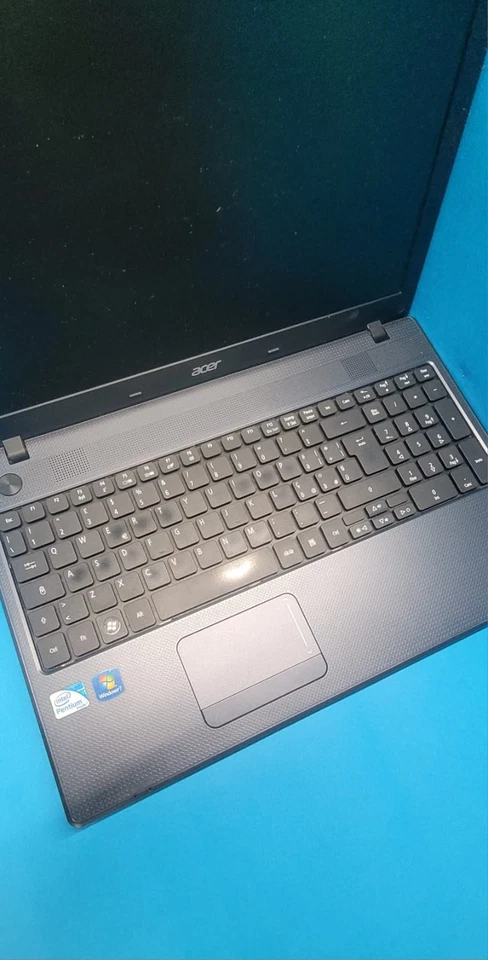 Notebook Portatile 15.6 /Acer /i7 620M/8GB/256GB/ Windows 11 25H2 - Immagine 3 di 4