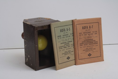 Vintage AGFA Darkroom light with A-7 red filter and A-3 green filter