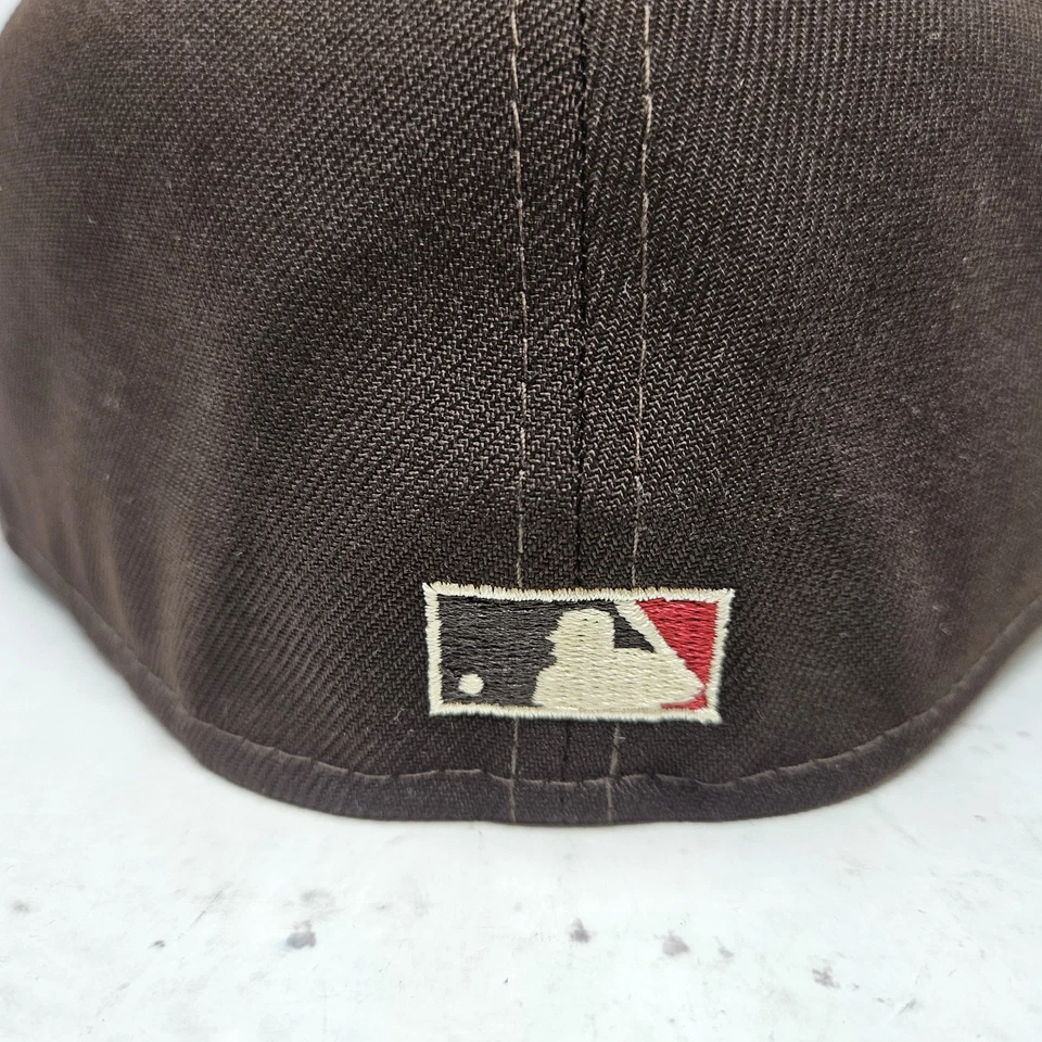 New Era 59FIFTY MLB Cleveland Indians 100 Seasons Patch Brown Fitted  Size 7 5/8 - Image 4 of 4