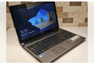 Acer Aspire 5750G Intel i3-2310M 4GB RAM 320 GB