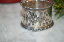 Antique Silver Plated Napkin Ring Serviette Floral Vine Design No Monogram
