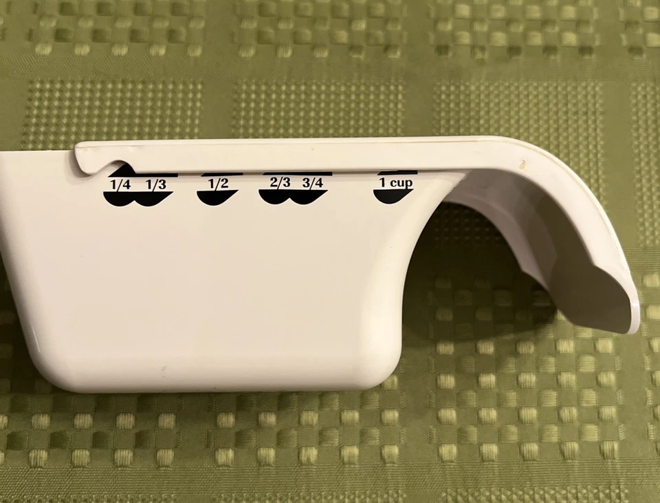 Pampered Chef Adjustable Measuring 1 Cup  & 2 Sliding TBSP Tsp Spoons Lot Of 4 - Image 4 of 4