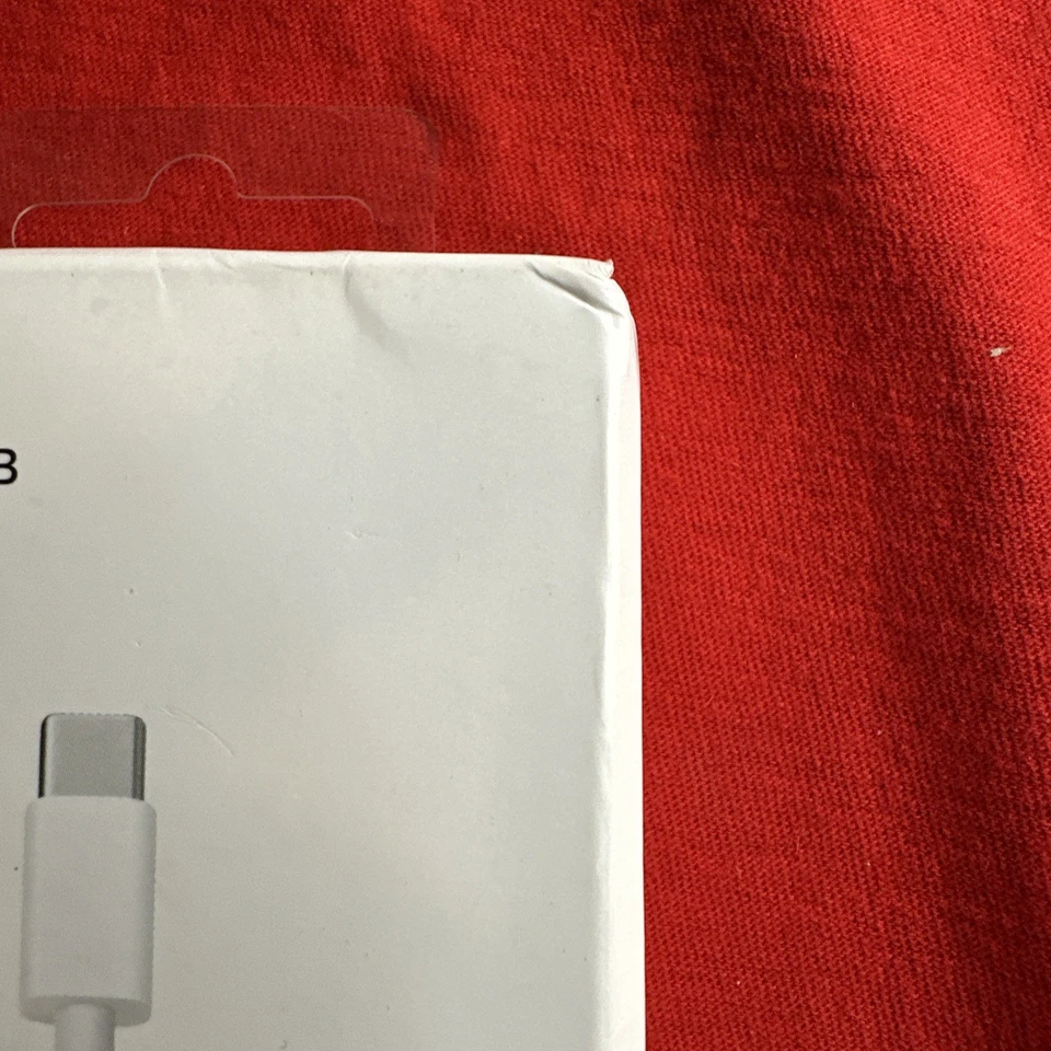 Adaptador Apple MJ1M2AM/A USB-C a USB Foto 3 de 4