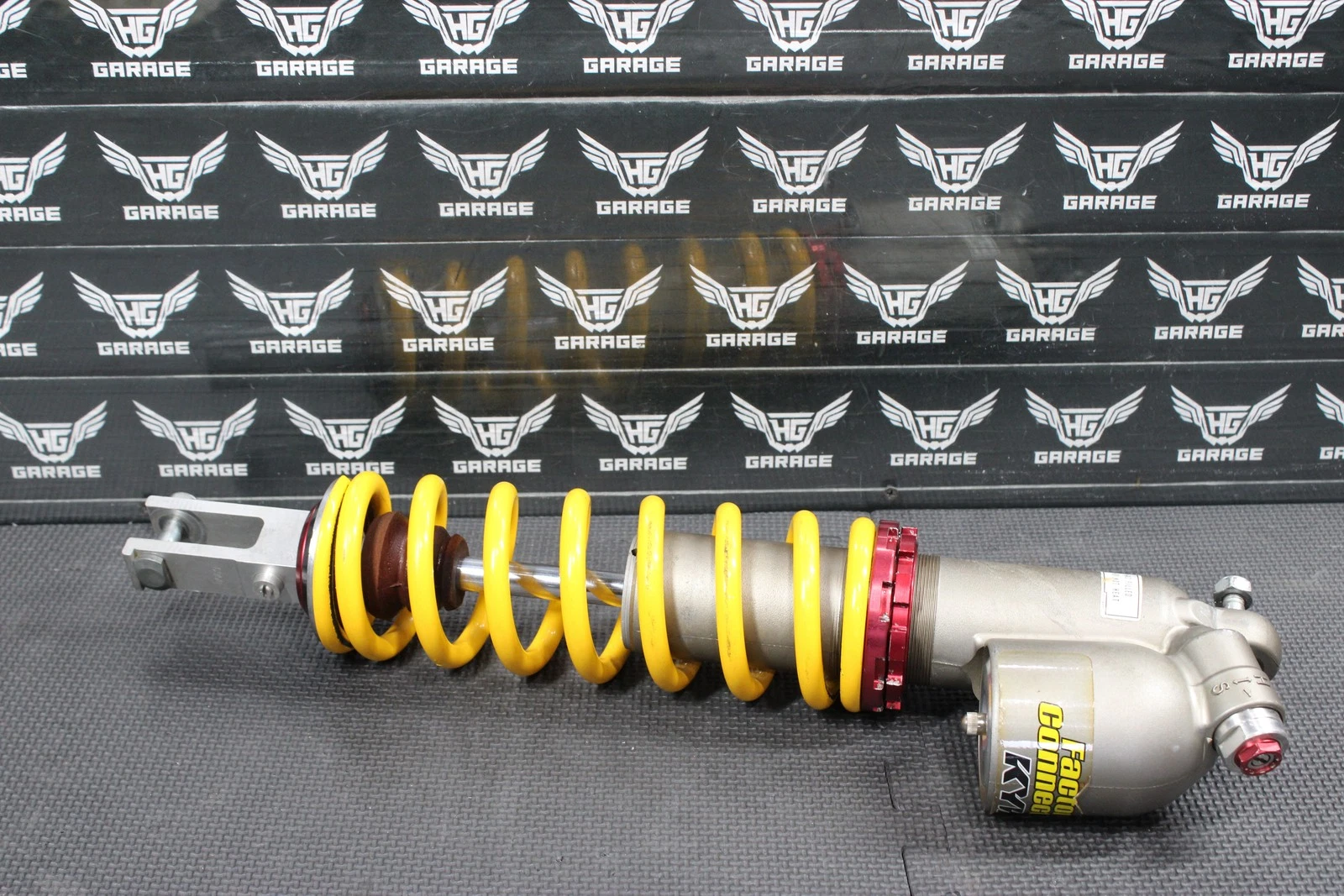 2010 HONDA CRF450R OEM REAR BACK SHOCK ABSORBER SUSPENSION 52400-MEN-305 NICE!