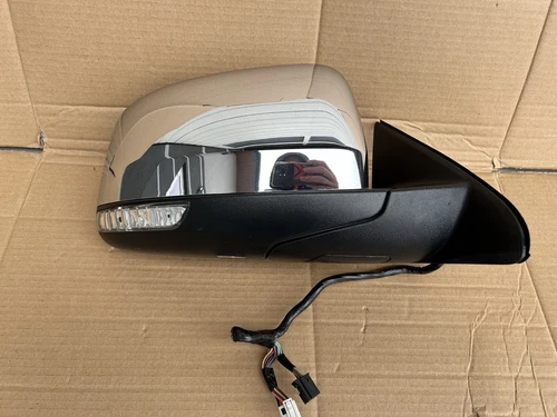 Jeep Grand Cherokee WK2 Wing Mirror Right Driver 9+9 Pin Blind Spot Assist