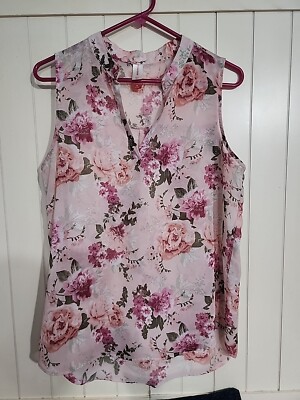 No Boundaries Ladies Size M (7-9) Floral V Neck Sleeveless Blouse
