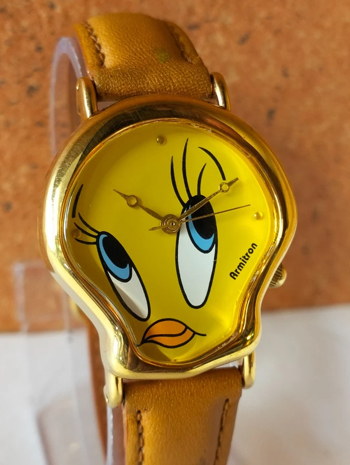 RELOJ ARMITRON CUARZO ESFERA AMARILLA 802.104 TAILANDIA MUJER COMPLETO FUNCIONANDO VINTAGE Foto 3 de 4