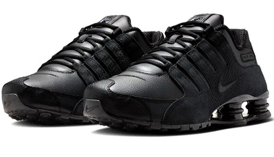 NEW Nike Shox NZ 378341-001 Triple Black Lace-Up Running Shoes Men's US 11
