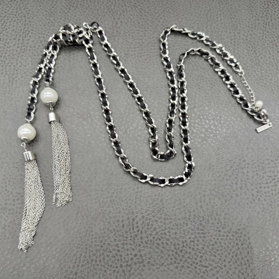WHBM Lariat Y Drop Necklace Silver Tone Black Ribbon Faux Pearl Tassel Chain - Image 2 of 4