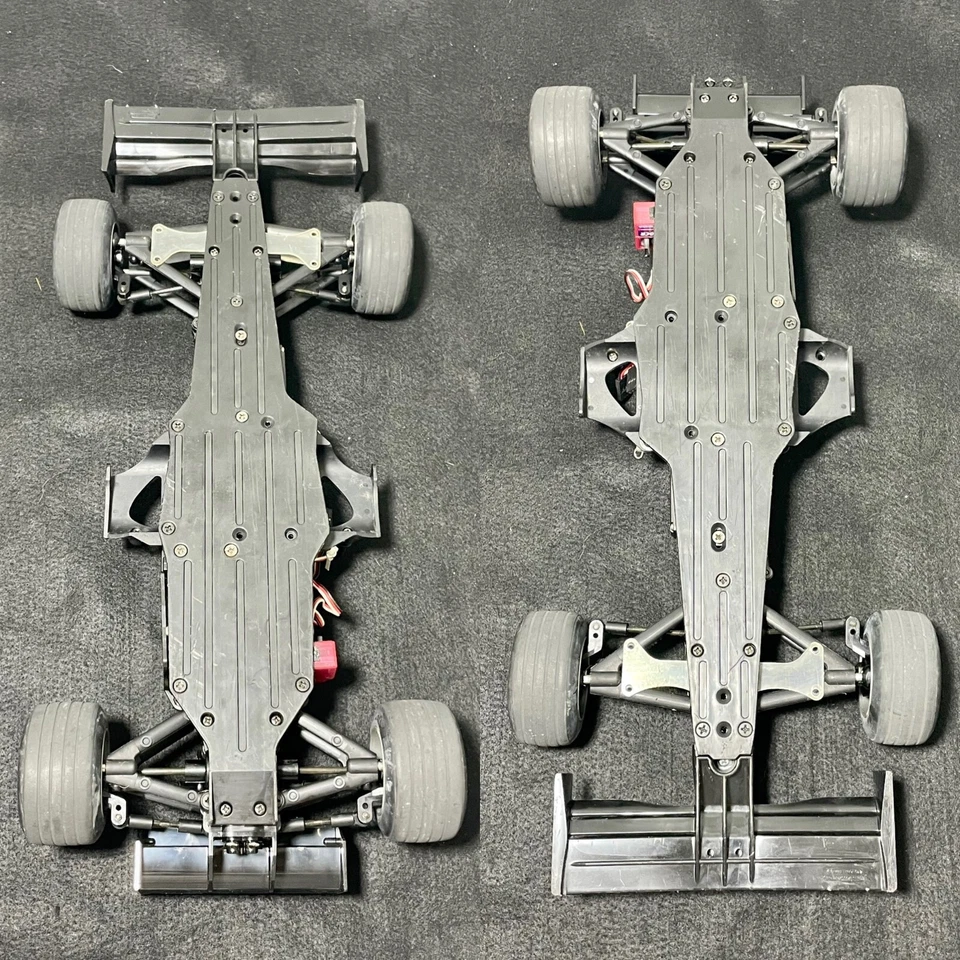 TAMIYA 58288 1/10 R/C Assemblato, telaio F201 usato con carrozzeria FERRARI... - Immagine 3 di 4