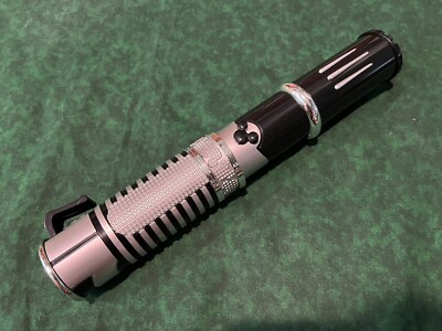 2008 Disney Star Wars Mickey Mouse Blue Retractable Light Saber W