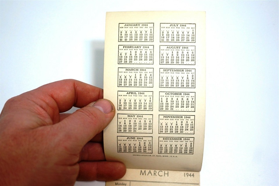 Vintage 1944 Pin-Up Girl Risque Calendar / notepad by Brown & Bigelow ...