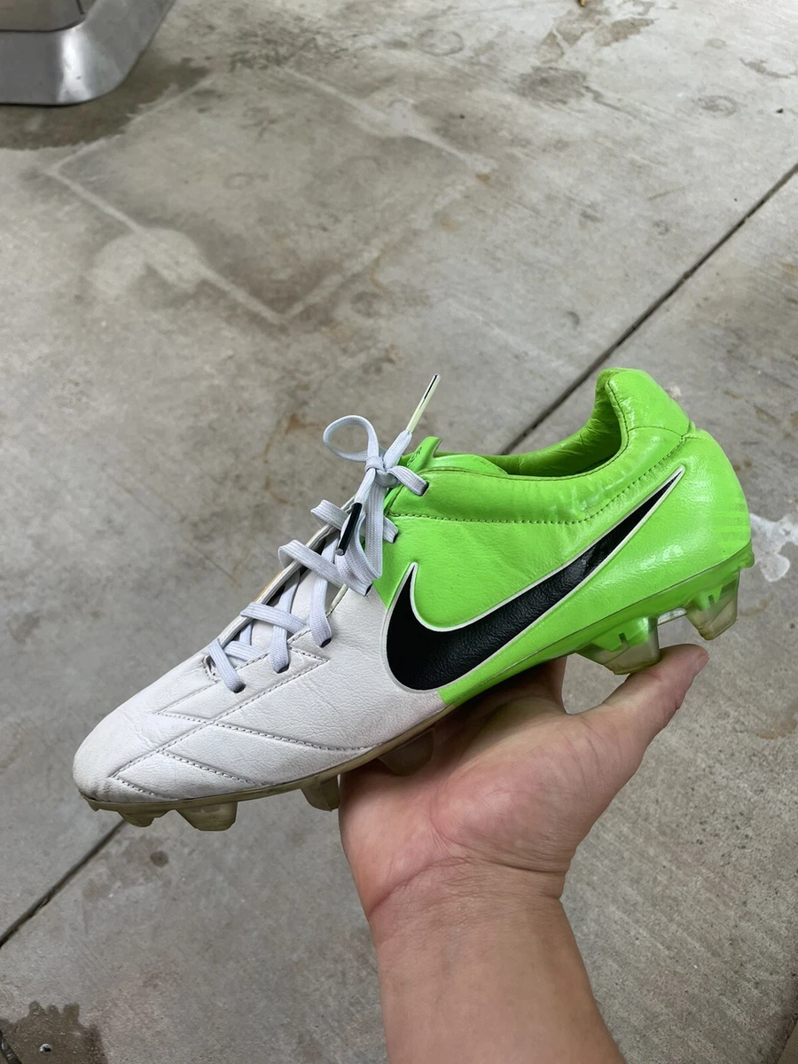 Nublado melón Destrucción Nike T90 Total 90 Laser IV 4 EURO 2012 Size 10 Green White Black | eBay