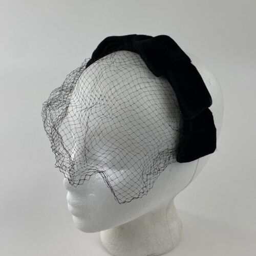Vintage Headpiece Fascinator Hat Black Velvet Bows Face Netting Unbranded - Picture 1 of 6