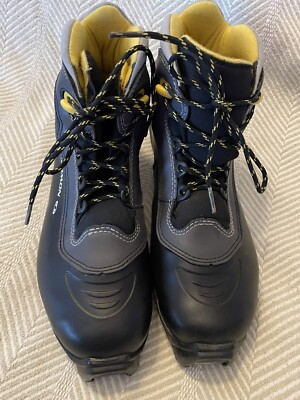 Salomon E3 Nordic Cross Country Ski Boots 2022-salomon-escape-outpath-  main image 4