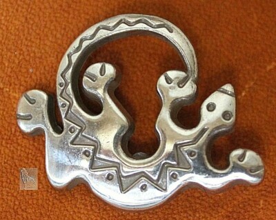 CRAFTOOL - TANDY LEATHER - LIZARD - CRITTER CONCHO 7123-04