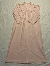 Shadowline Long Robe Pink Medium Flowers Embroidered 3/4 Sleeve Snap VTG Pockets