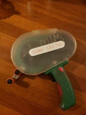 Scotch ATG 714 Adhesive Transfer Tape Applicator Dispenser Gun Tool Handheld