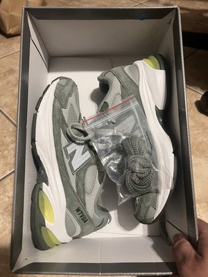 New Balance X WTAPS Abzorbz 2010 Iron Olive Agave Size 4 Men's