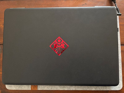 Laptop HP Omen 17'' FullHD Core i7-6700HQ 8GB RAM 4GB GTX 965M 128GB SSD+ 1TB HDD
