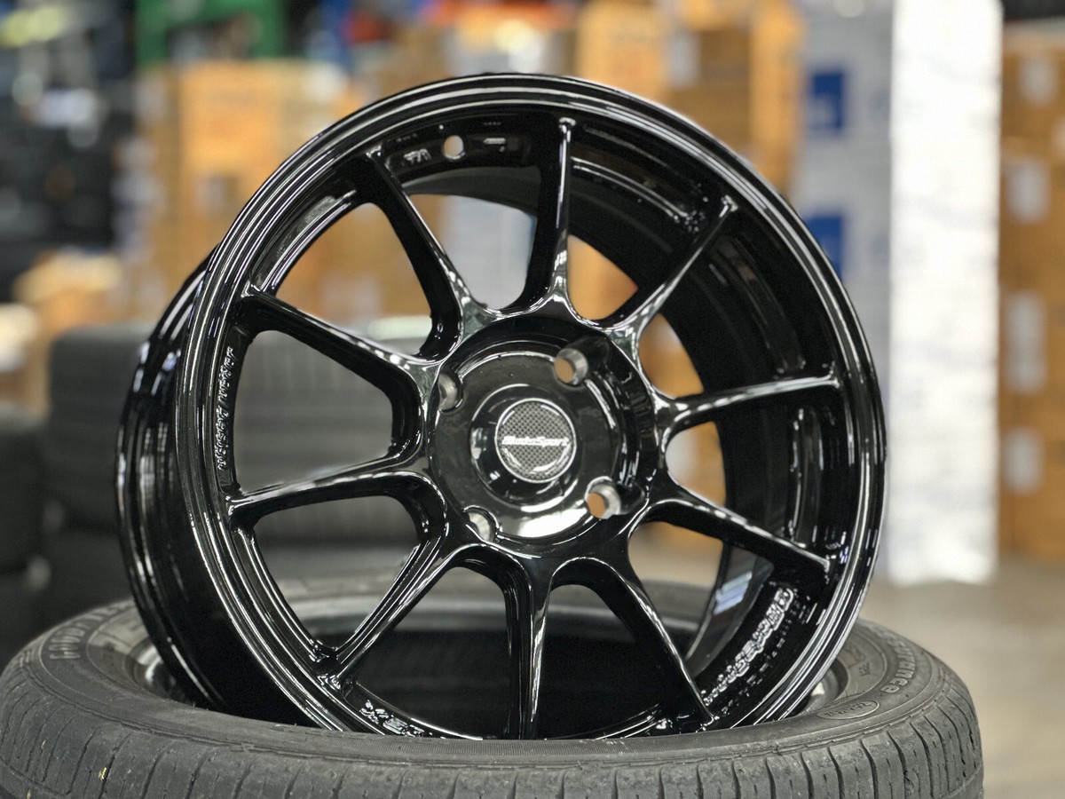 【RAYS TEAMDAYTONA】TOYO TIRES 15インチ 15x7.5 4x114.3 AOW TC105X Rays TE37 Flow Formed Wheel | One Piece
