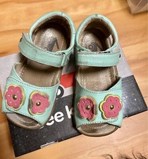 See Kai Run Girls Shoes Tinley sandal with flower motifs, Mint, size 8