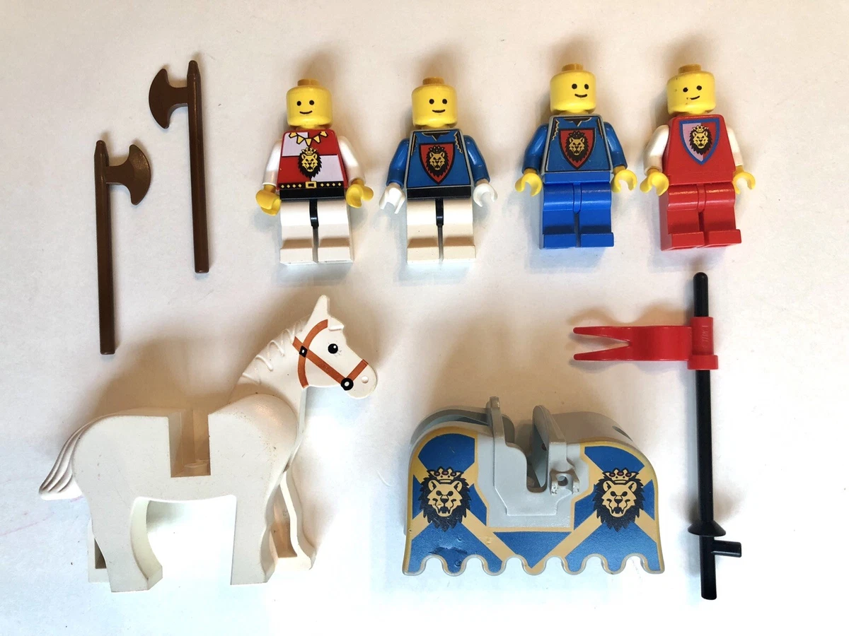 LEGO Castle LION KNIGHT Minifigures Crusader Horse Barding VINTAGE