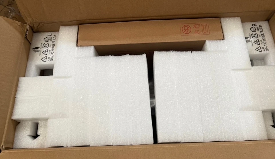 Elo ET2403LM Touchscreen 24" LCD Monitor - Image 3 of 3