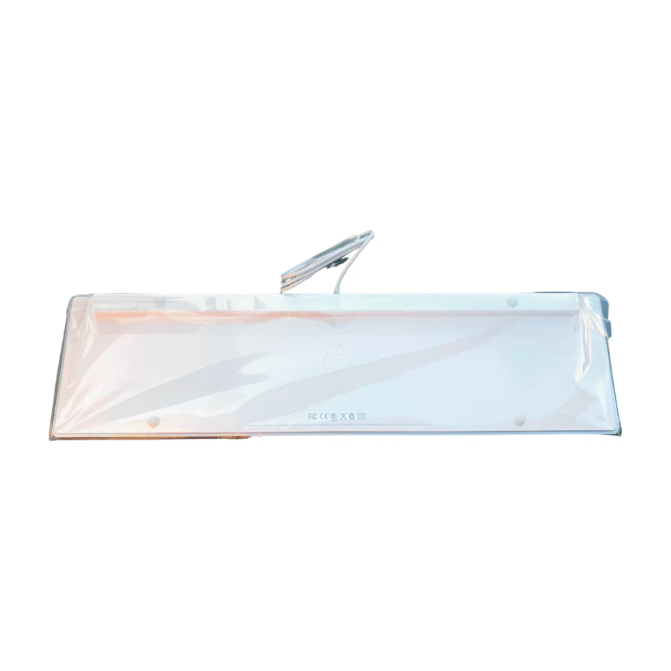 Apple A1243 MB110LL/A USB Port x2 Wired Keyboard MB110LL/B Numeric Keypad - Image 2 of 3