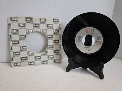 Stray Cats - Rock This Town, You Can't Hurry Love, 7'' Vinyl EMI America B-8132