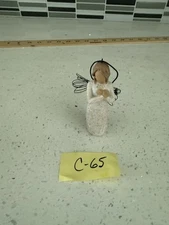 Willow Tree Remembrance Angel 2016 by Susan Lordi - DEMDACO 4” Tall