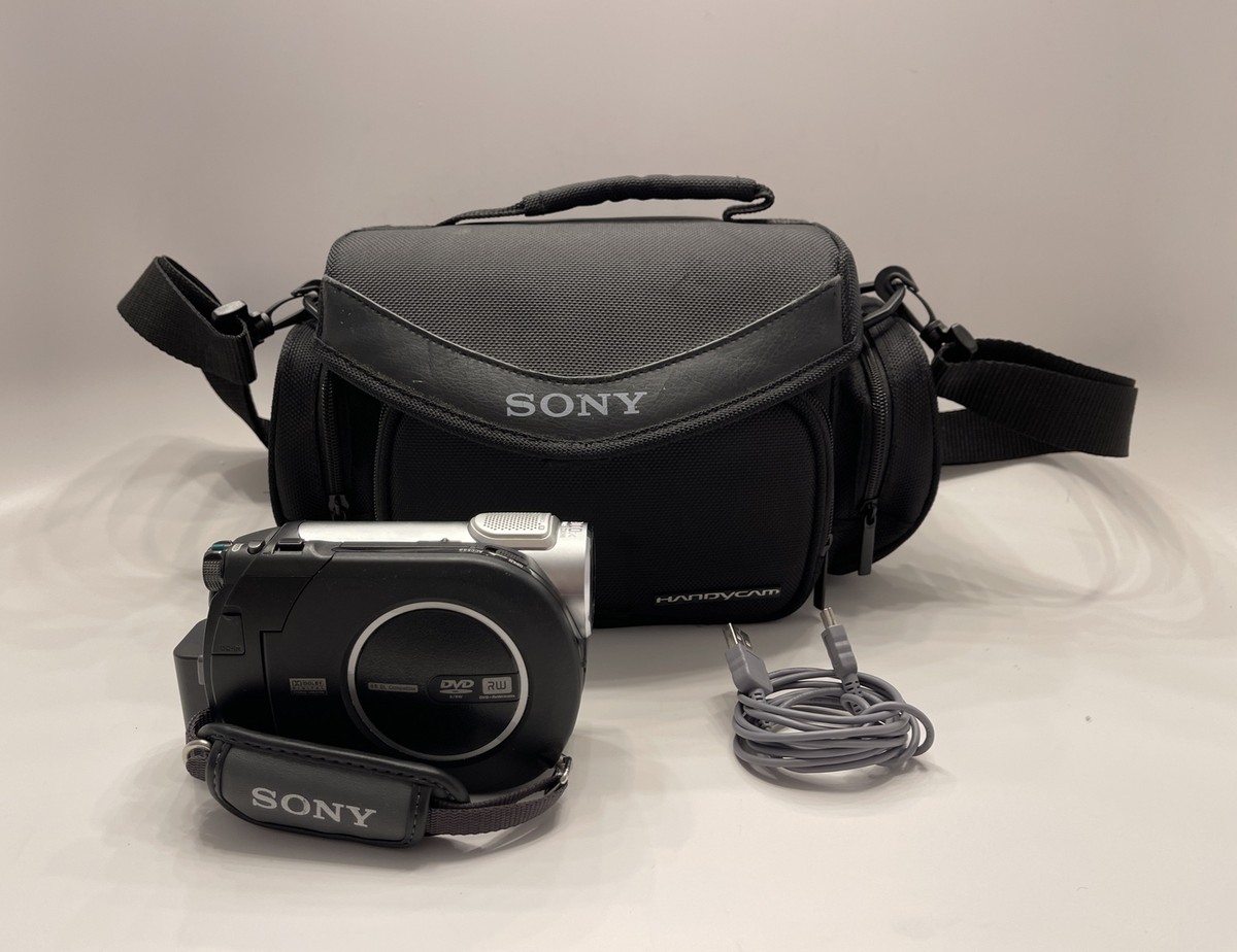 Sony Handycam DCR-DVD108 Carl Zeiss Lens 40X Optical Zoom w