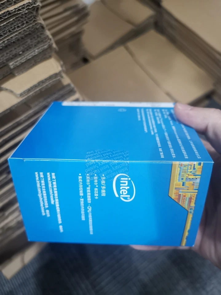 Intel Core i7-2600K 3.4 GHz Quad-Core Processor 8 MB Cache Socket LGA 1155 CPU - Image 3 of 4