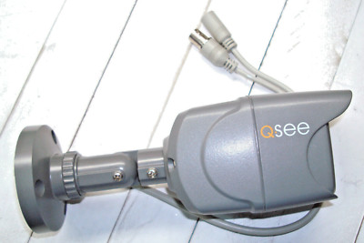 Q-See Security Camera QD6508B-4H  w/ 36 LEDs & 60 ft. BNC Cable