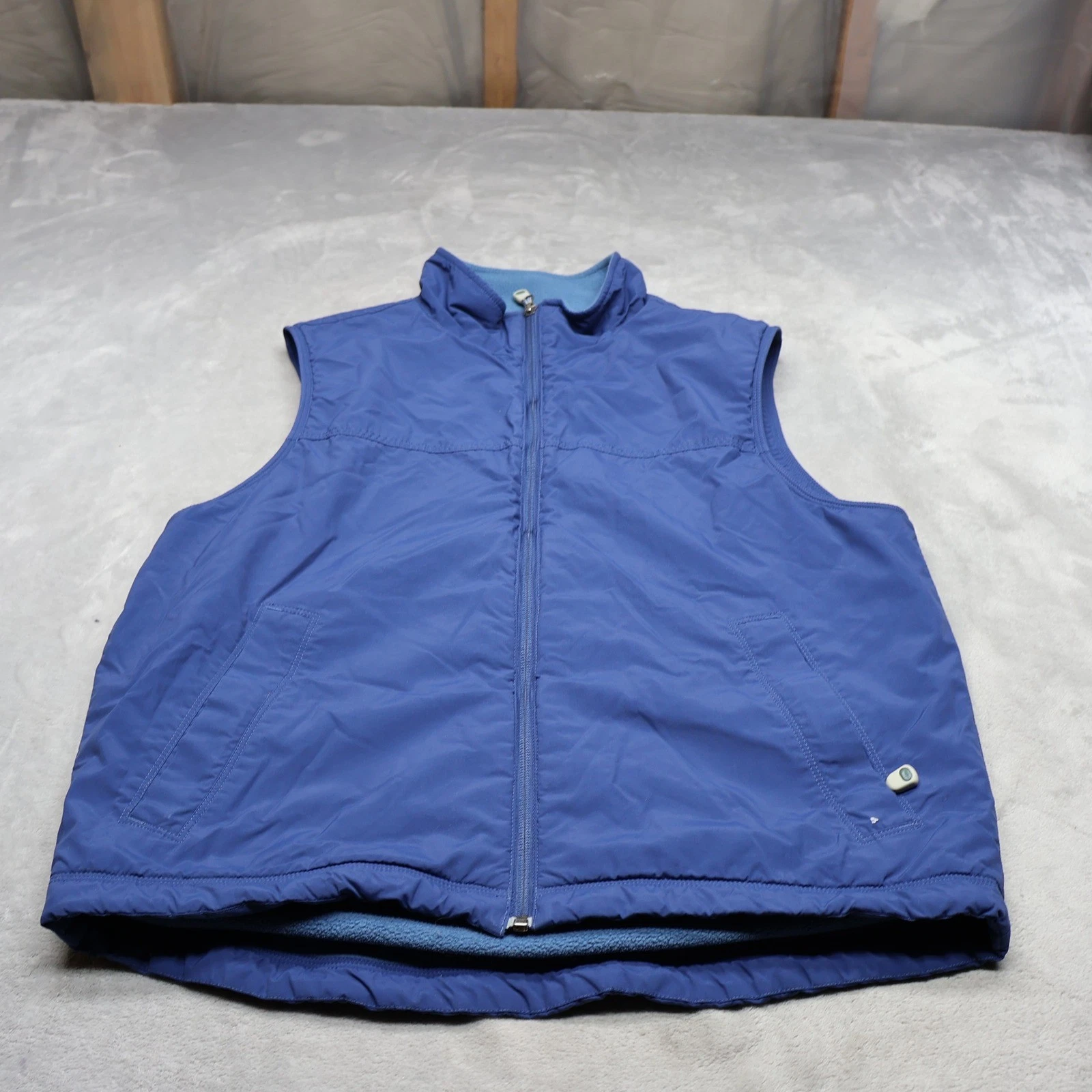 L.L. Bean Vest Mens Medium Blue Fleece Lined Casual Hiking Durable Zip Up Pocket