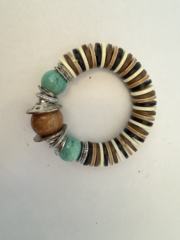 handmade turquoise and Ceramic bead bracelet in a boho-chic style B5