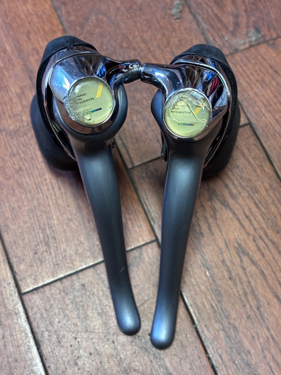 Shimano 600 Ultegra St-6400 STI 8 Speed Double 2x8 Shifters