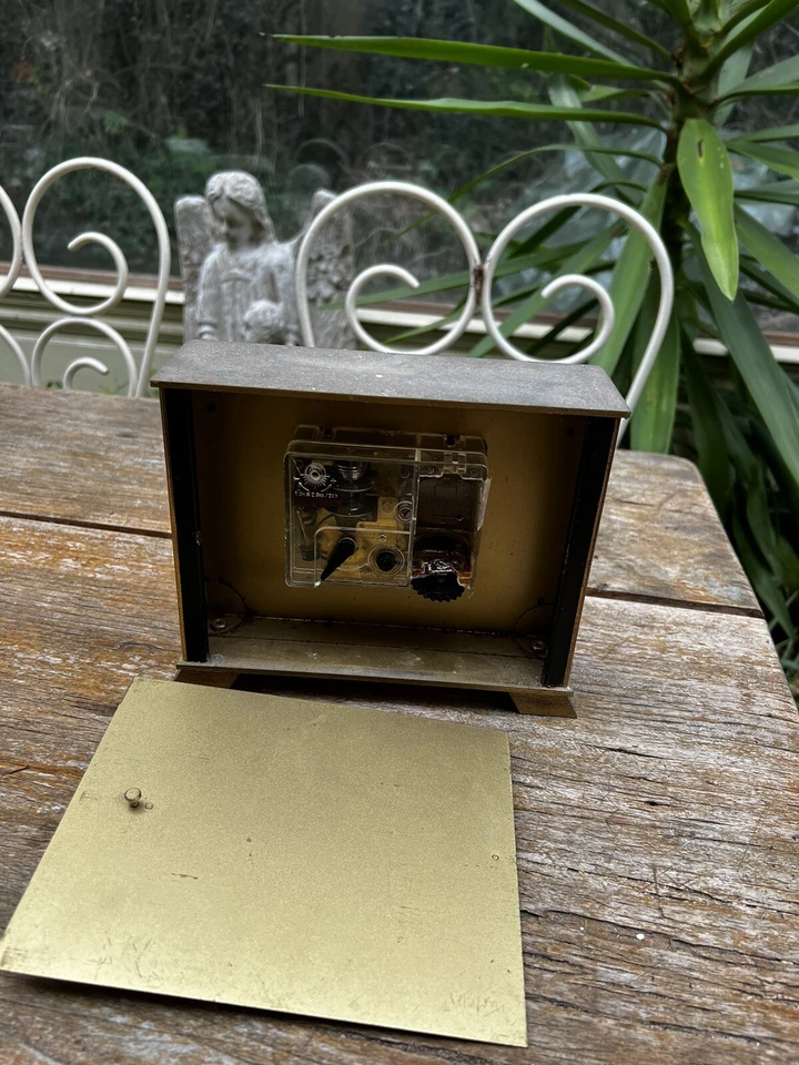 Ancienne pendule de table en bronze de la marque vedette des années 1960 - Photo 4/4